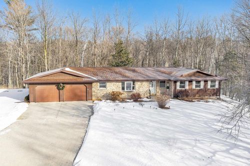 3577 Hidden Valley Lane, LEDGEVIEW, WI, 54311 | Card Image