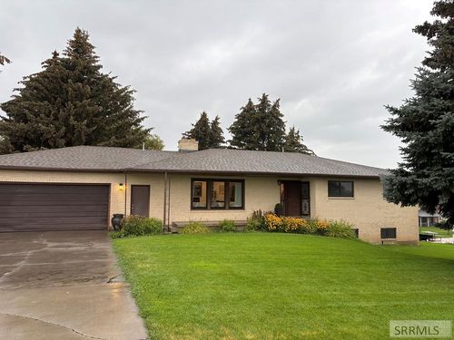 950 S 2nd E, Rexburg, ID, 83440-3827 | Card Image