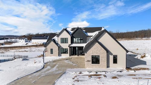 7901 Twin Rock Road, Verona, WI, 53593 | Card Image