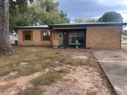 1500 Carolyn St, Jacksonville, AR, 72076-5903 | Card Image