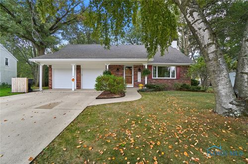 1321 Charles St, Bowling Green, OH, 43402-3514 | Card Image