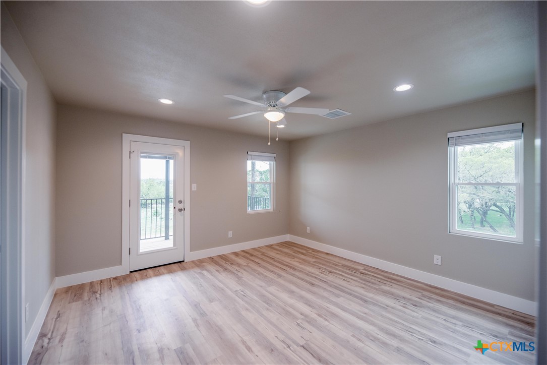 Residential Lease in Canyon Lake 2