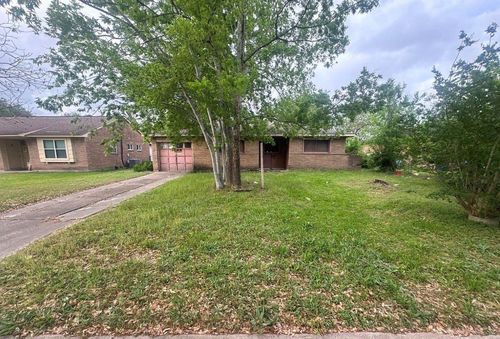 5506 Maywood Dr, Houston, TX, 77053-3110 | Card Image