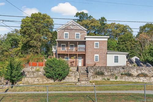 apt-1-43 Main St, New Hamburg, NY, 12590-5561 | Card Image