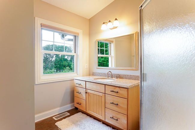 448 3 Rd St, Townhouse with 2 bedrooms, 3 bathrooms and null parking in Excelsior MN | Image 19