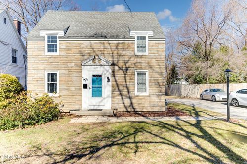 36 Victor St, Albany, NY, 12206-1020 | Card Image
