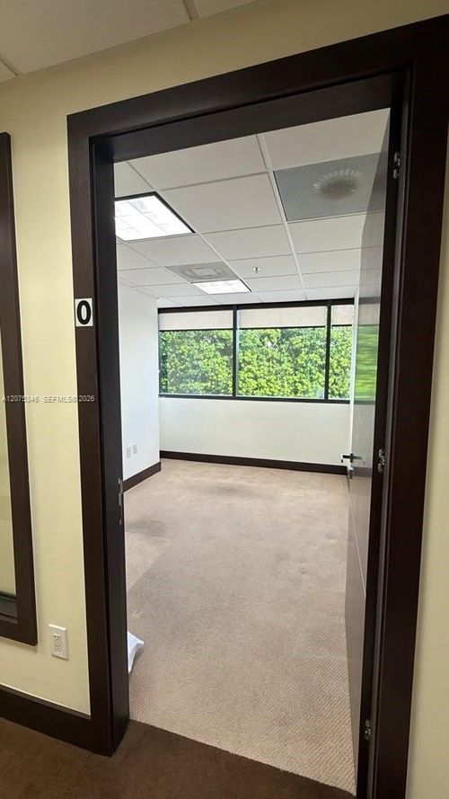 202-o-2730 Sw 3rd Avenue, Miami, FL, 33129 | Card Image
