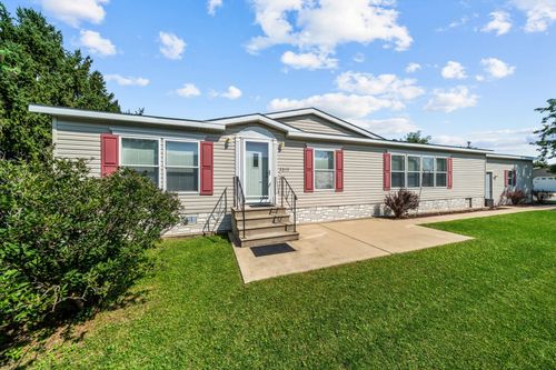 2217 Sunset Ln, Belvidere, IL, 61008-6076 | Card Image