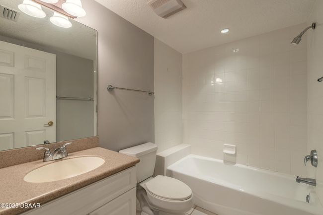 B205 - 4650 Links Village Dr, Condo with 2 bedrooms, 2 bathrooms and null parking in Ponce Inlet FL | Image 22