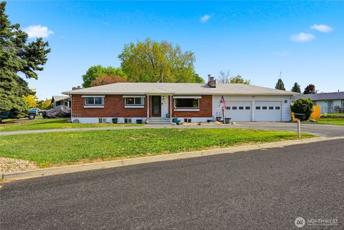 4905 Bristol Way, Yakima, WA, 98908 | Card Image