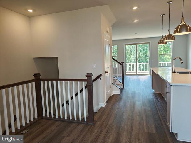9409 Barnes Loop, Townhouse with 3 bedrooms, 4 bathrooms and null parking in MANASSAS VA | Image 13