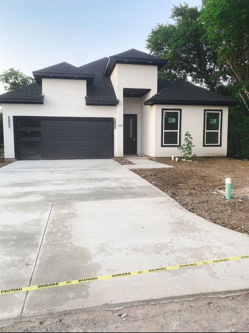 205 Fairview St, Waxahachie, TX, 75165-3901 | Card Image