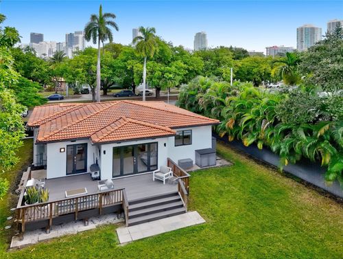 130 Sw 25th Rd, Miami, FL, 33129-2046 | Card Image