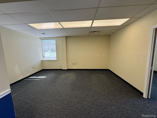 suite-110-2483 S Linden Road, Flint Charter Township, MI, 48532 | Card Image