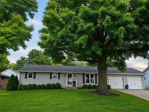 2100 Peach St, Higginsville, MO, 64037-1434 | Card Image
