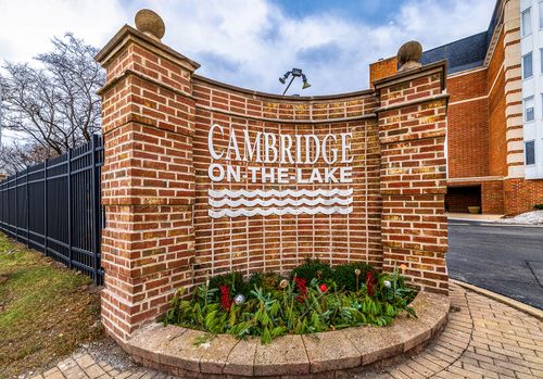 apt-531-225 Lake Blvd, Buffalo Grove, IL, 60089-8206 | Card Image