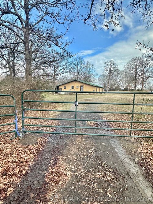 18870 County Line Rd, Keota, OK, 74941-6624 | Card Image