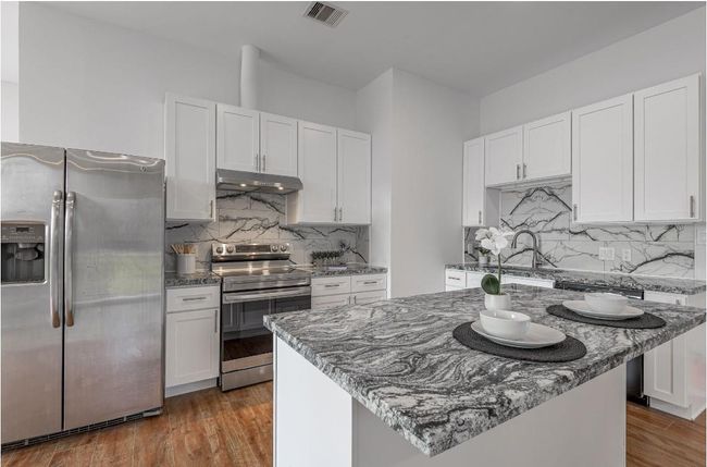 20 Coolcrest Dr, House other with 3 bedrooms, 2 bathrooms and 2 parking in Pointblank TX | Image 11