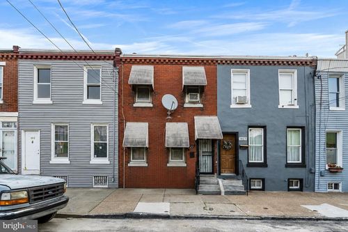 1821 E Sergeant St, PHILADELPHIA, PA, 19125-1323 | Card Image