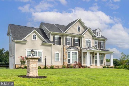 15731 Elsie Virginia Pl, Waterford, VA, 20197-1068 | Card Image