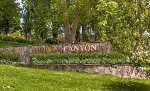 268 Via Colinas, Westlake Village, CA, 91362-5015 | Card Image