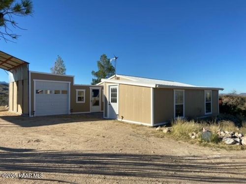 11802 E Moss Wash Road, Kingman, AZ, 86401 | Card Image