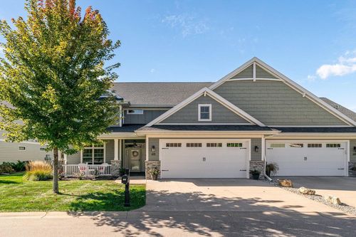 615 Pettibone Pointe Way, La Crosse, WI, 54601-2273 | Card Image