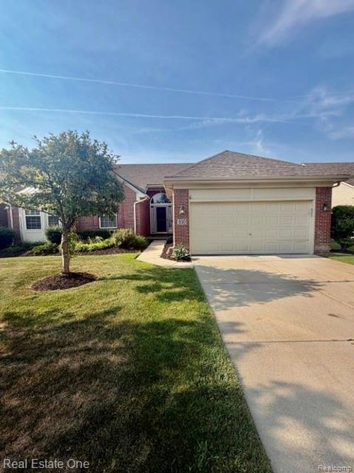 830 Woodhaven, Commerce Charter Township, MI, 48390 | Card Image