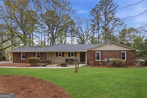 1410 Dallas Cir Sw, Marietta, GA, 30064-2914 | Card Image