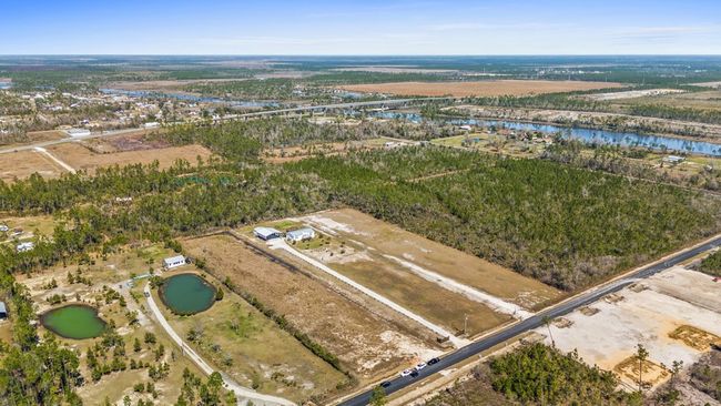 231 Hardy St, House other with 3 bedrooms, 2 bathrooms and 6 parking in Port St. Joe FL | Image 6