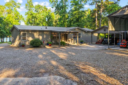 197 Shreveport, Avinger, TX, 75630-7585 | Card Image