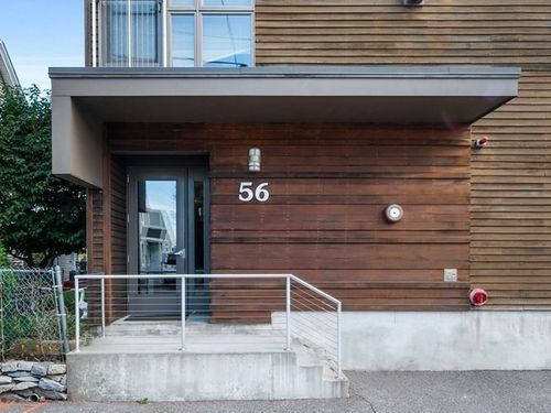 unit-4-56 Penn St, Quincy, MA, 02169-7526 | Card Image