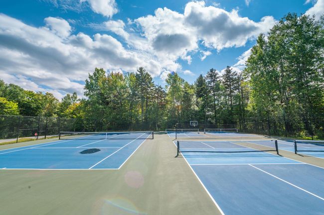 38 - 33D White Oaks Loop, Condo with 3 bedrooms, 3 bathrooms and null parking in West Dover VT | Image 19