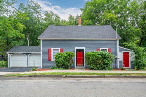 5 Bond St, Brookline, NH, 03033-2515 | Card Image