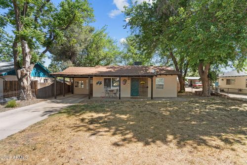 221 Cavaness Ave, Wickenburg, AZ, 85390-1409 | Card Image