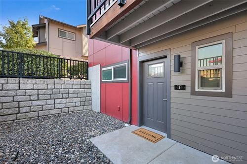 unit-111-1882 Front St, Lynden, WA, 98264-1735 | Card Image