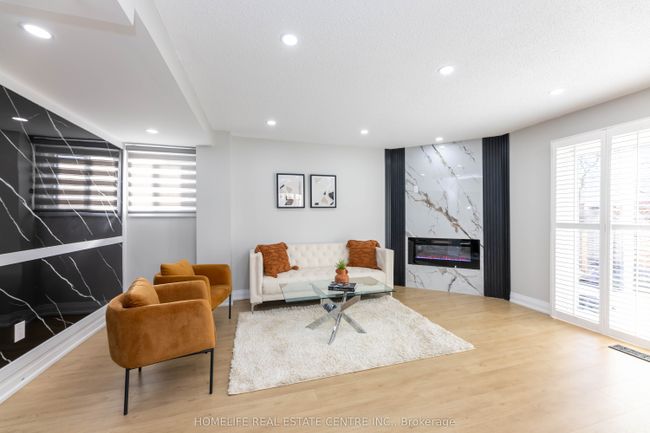 7 Markham St, House other with 6 bedrooms, 5 bathrooms and 4 parking in Brampton ON | Image 13