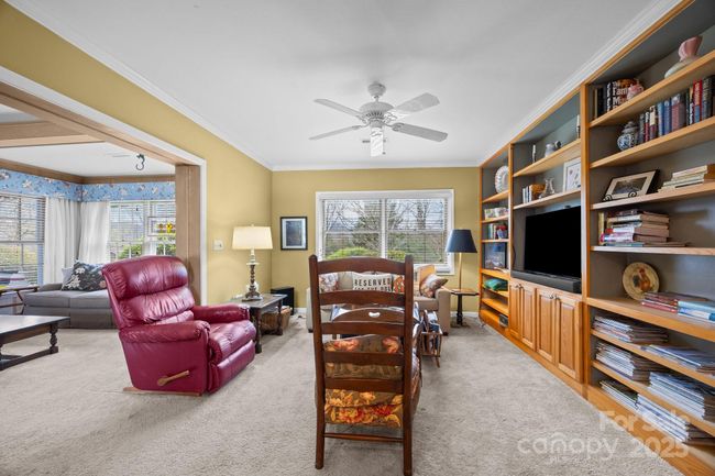 Custom built in shelving | Image 7
