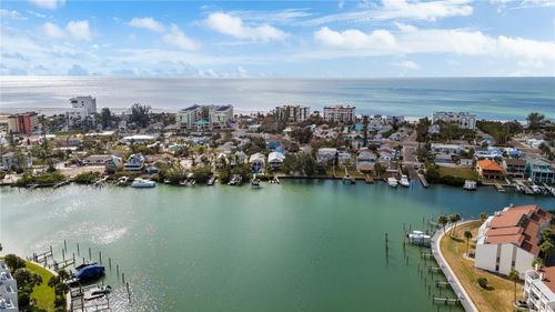 12116 Lagoon Ln, TREASURE ISLAND, FL, 33706-5132 | Card Image