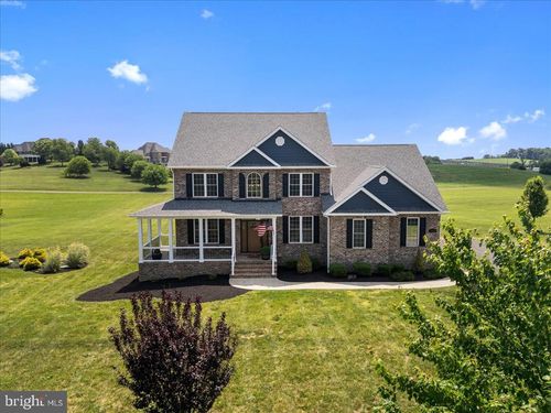 121 Nittany South Way, STEPHENS CITY, VA, 22655-5288 | Card Image