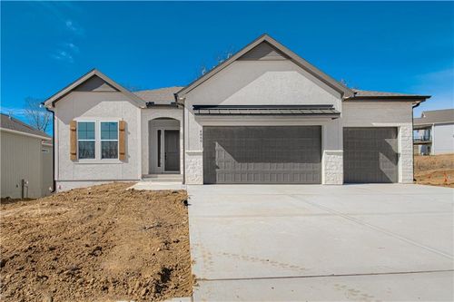 24924 W 145th Street, Olathe, KS, 66061 | Card Image