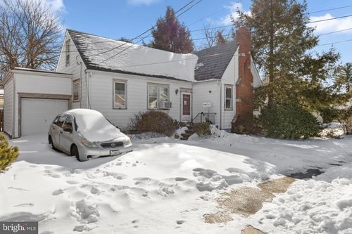 517 E Brown St, Hamilton, NJ, 08610-5822 | Card Image