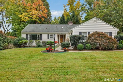 40 Kensington Road, Stamford, CT, 06905 | Card Image