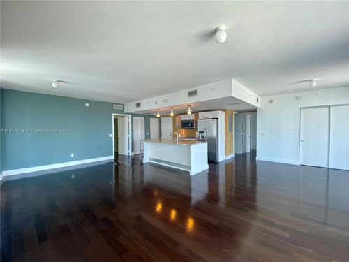 apt-2011-185 Sw 7th St, Miami, FL, 33130-2973 | Card Image