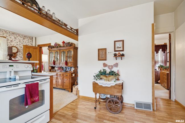 404 6 Th Ave, House other with 4 bedrooms, 2 bathrooms and null parking in Clarence IA | Image 19