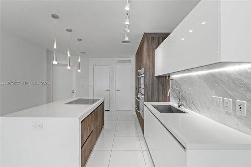 unit-1506-851 Ne 1st Ave, Miami, FL, 33132-1840 | Card Image