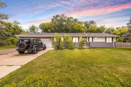 2656 Fremont Ave E, Maplewood, MN, 55119-4125 | Card Image