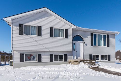 378 County Rd 25, Picton, ON, K0K2T0 | Card Image