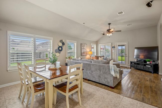 9210 Monarch Field Ln, House other with 4 bedrooms, 3 bathrooms and 3 parking in Cypress TX | Image 12