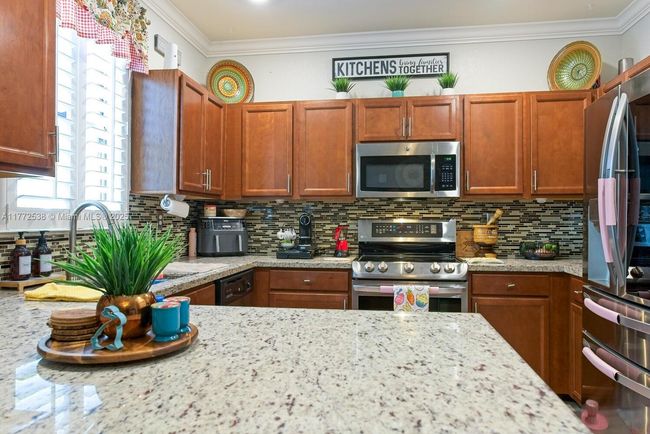 0 - 3424 W 92 Nd Pl, Townhouse with 3 bedrooms, 3 bathrooms and null parking in Hialeah FL | Image 10